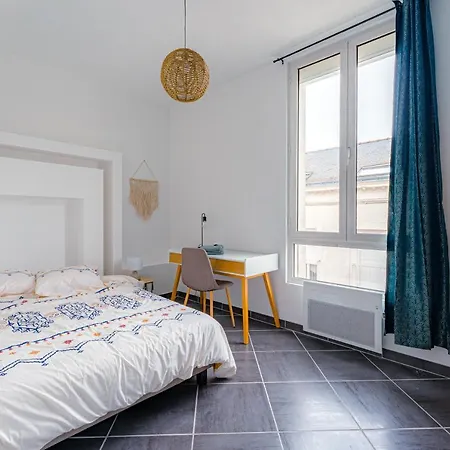 Coeur De #b2 - Centre Ville, Wifi & Netflix - Proche Transports - Privee Dans Partage * 绍莱