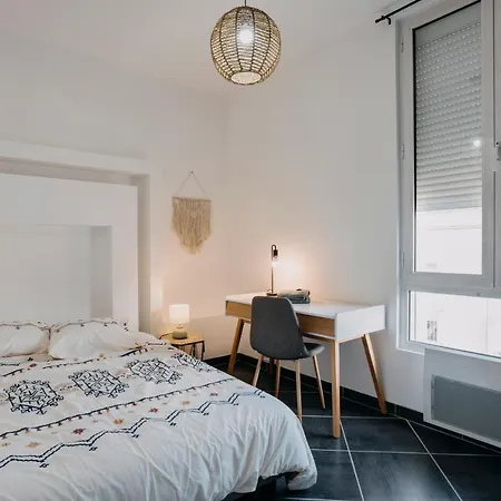 Coeur De #b2 - Centre Ville, Wifi & Netflix - Proche Transports - Privee Dans Partage *