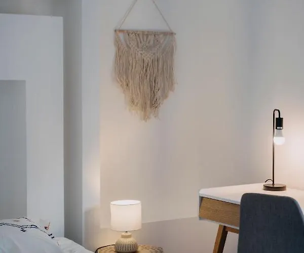 Maison d'hôtes Coeur De #b2 - Centre Ville, Wifi&netflix - Proche Transports - Privee Dans Partagé Cholet